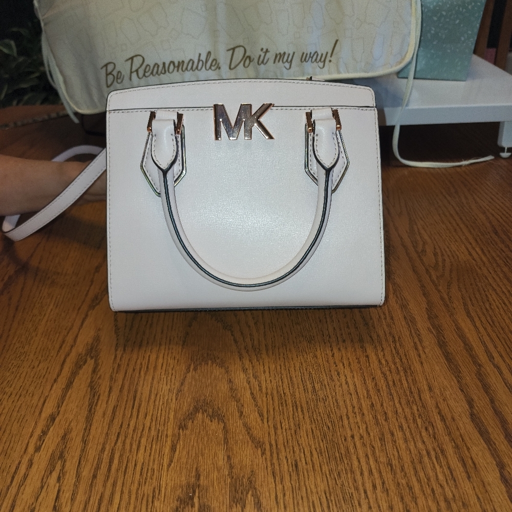 Michael Kors light pink small handbag